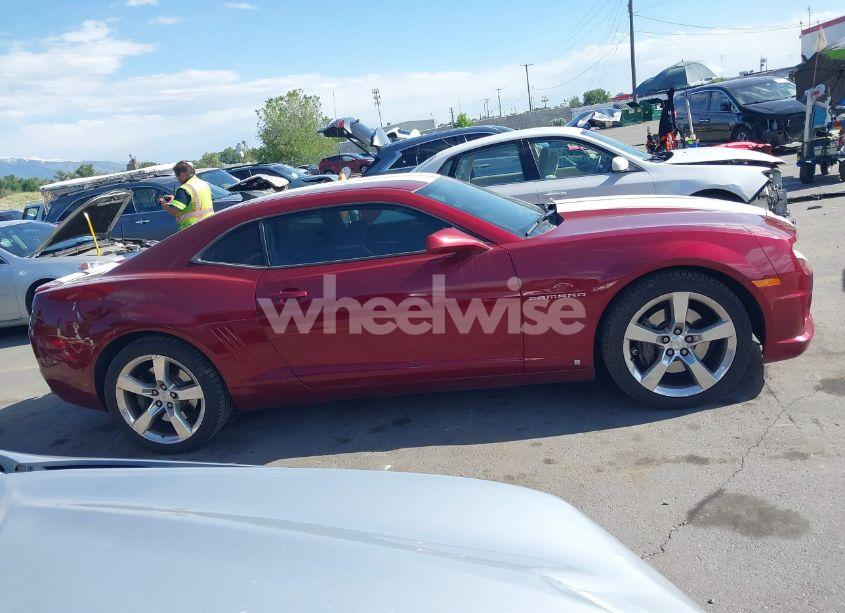 Photo 13 of 2010 Chevrolet Camaro 1SS (VIN 2G1FS1EW6A9101499)