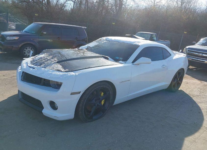 Photo 2 of 2011 Chevrolet Camaro 1SS (VIN 2G1FS1EW9B9118959)