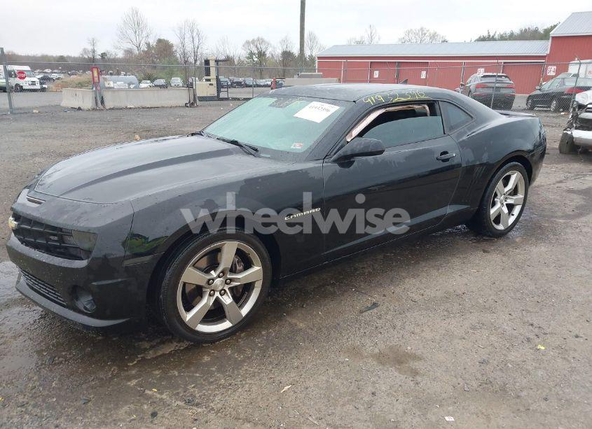 Photo 2 of 2011 Chevrolet Camaro 1SS (VIN 2G1FS1EW9B9207690)