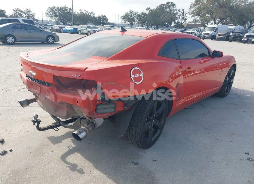 Photo 4 of 2010 Chevrolet Camaro 2SS (VIN 2G1FT1EW0A9194212)