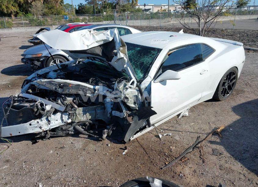 Photo 2 of 2014 Chevrolet Camaro 2SS (VIN 2G1FT1EW0E9262126)