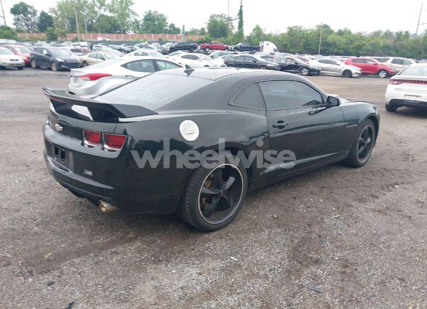 Photo 4 of 2010 Chevrolet Camaro 2SS (VIN 2G1FT1EW1A9138442)