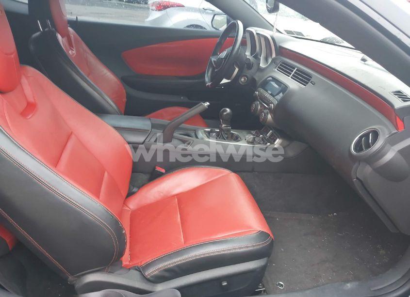 Photo 5 of 2010 Chevrolet Camaro 2SS (VIN 2G1FT1EW1A9138442)