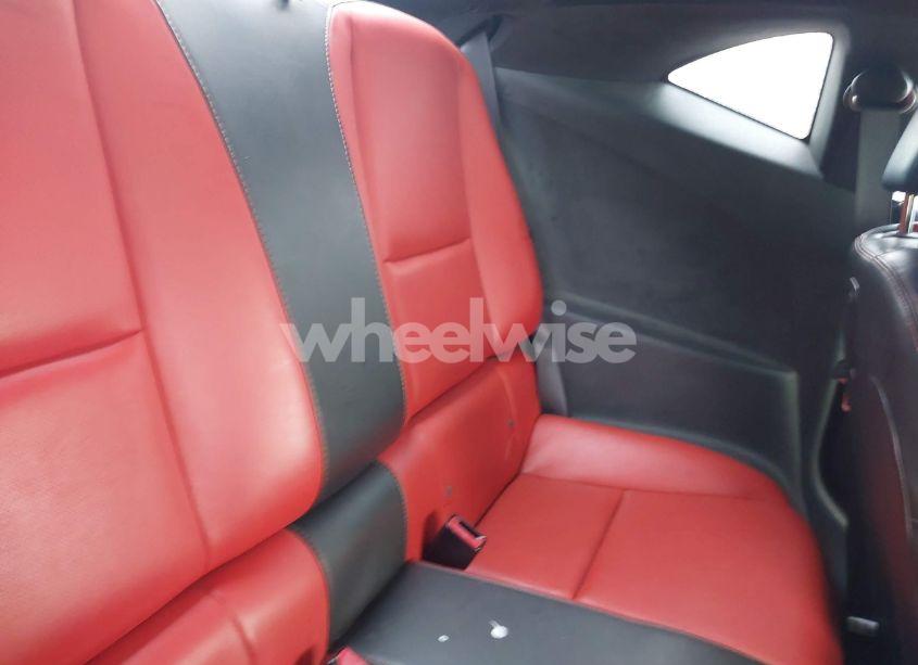 Photo 8 of 2010 Chevrolet Camaro 2SS (VIN 2G1FT1EW1A9138442)