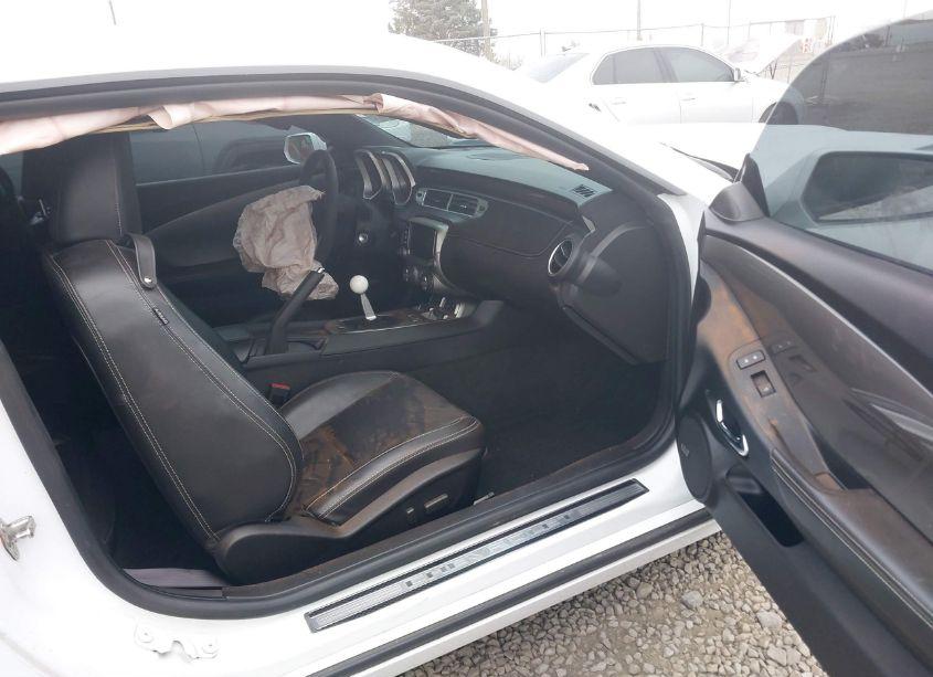 Photo 5 of 2013 Chevrolet Camaro 2SS (VIN 2G1FT1EW1D9218098)