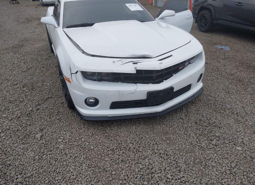 Photo 6 of 2013 Chevrolet Camaro 2SS (VIN 2G1FT1EW1D9218098)