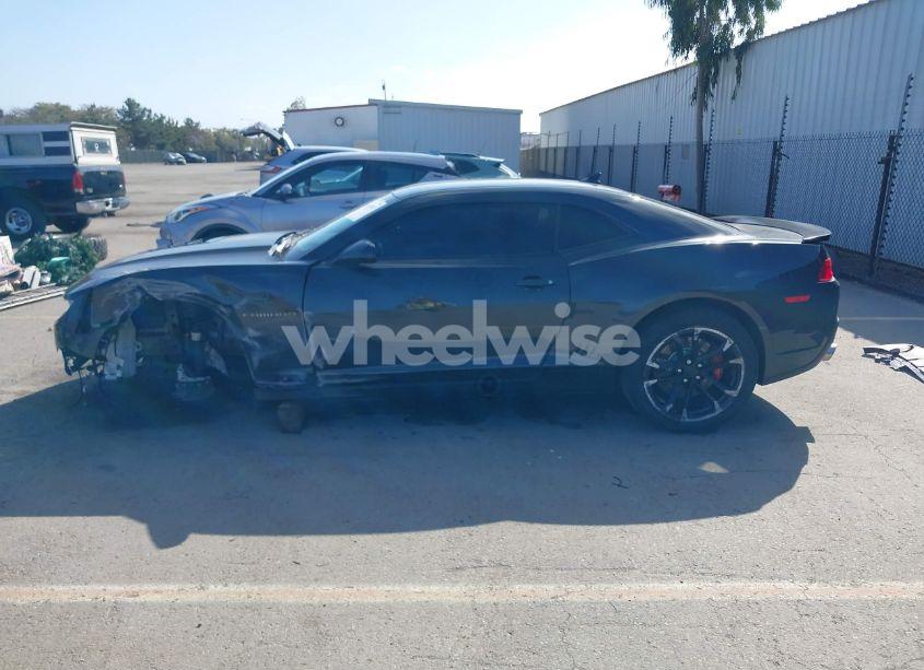 Photo 15 of 2014 Chevrolet Camaro 2SS (VIN 2G1FT1EW3E9200882)