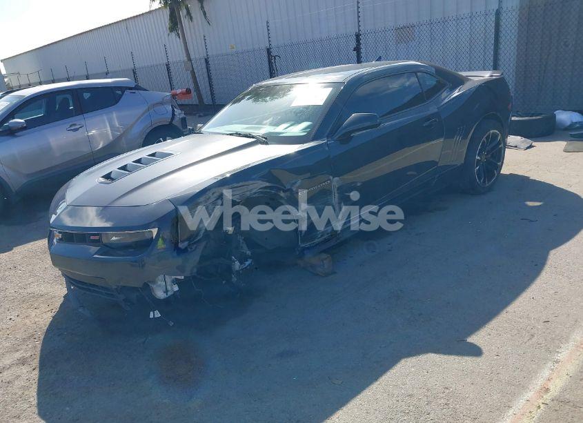 Photo 2 of 2014 Chevrolet Camaro 2SS (VIN 2G1FT1EW3E9200882)