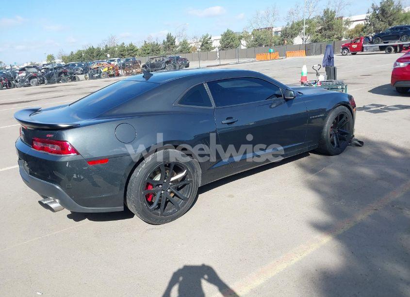Photo 4 of 2014 Chevrolet Camaro 2SS (VIN 2G1FT1EW3E9200882)