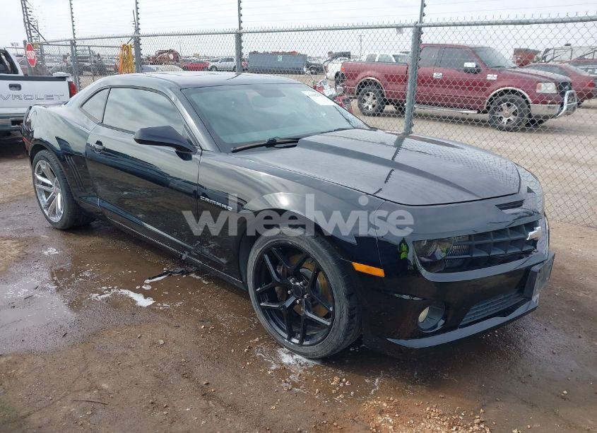2010 Chevrolet Camaro 2SS (VIN 2G1FT1EW6A9106456) main photo