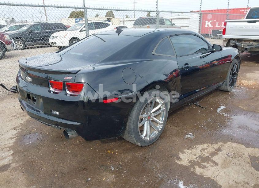 Photo 4 of 2010 Chevrolet Camaro 2SS (VIN 2G1FT1EW6A9106456)