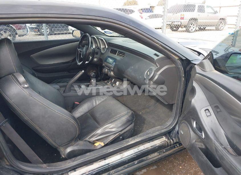 Photo 5 of 2010 Chevrolet Camaro 2SS (VIN 2G1FT1EW6A9106456)