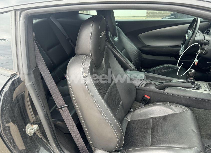 Photo 8 of 2012 Chevrolet Camaro 2SS (VIN 2G1FT1EW6C9115239)