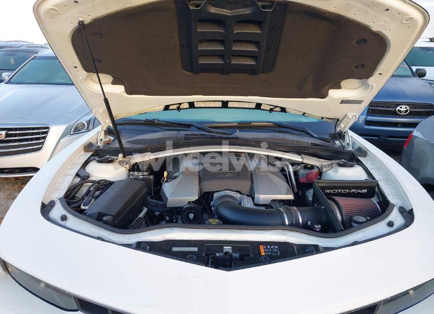 Photo 10 of 2014 Chevrolet Camaro 2SS (VIN 2G1FT1EW8E9176871)