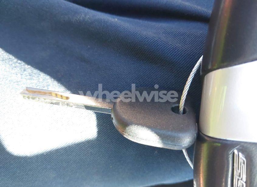 Photo 11 of 2010 Chevrolet Camaro 2SS (VIN 2G1FT1EW9A9195830)