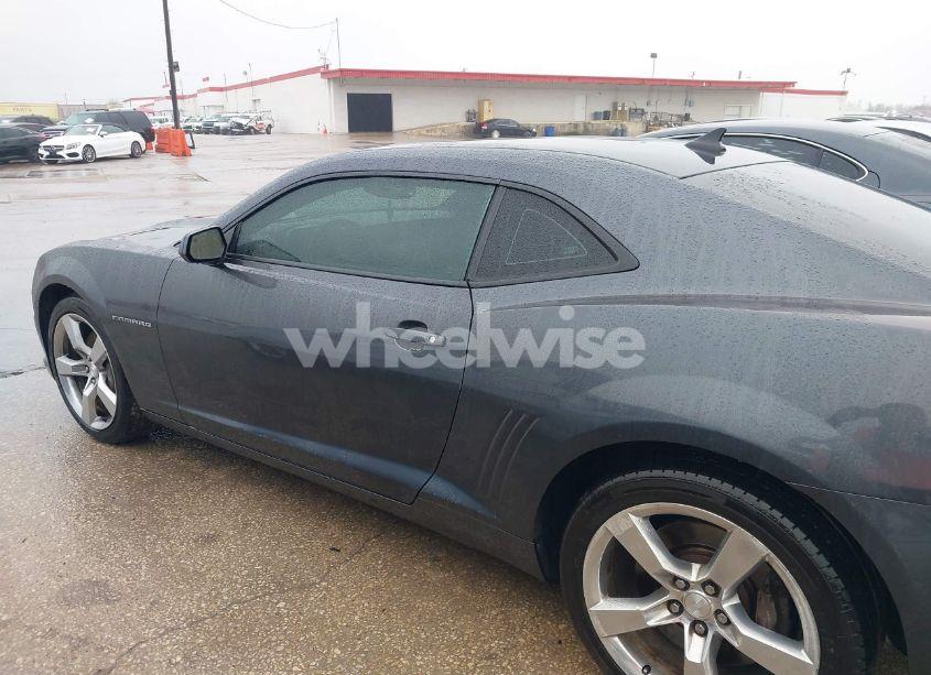 Photo 14 of 2010 Chevrolet Camaro 2SS (VIN 2G1FT1EW9A9195830)