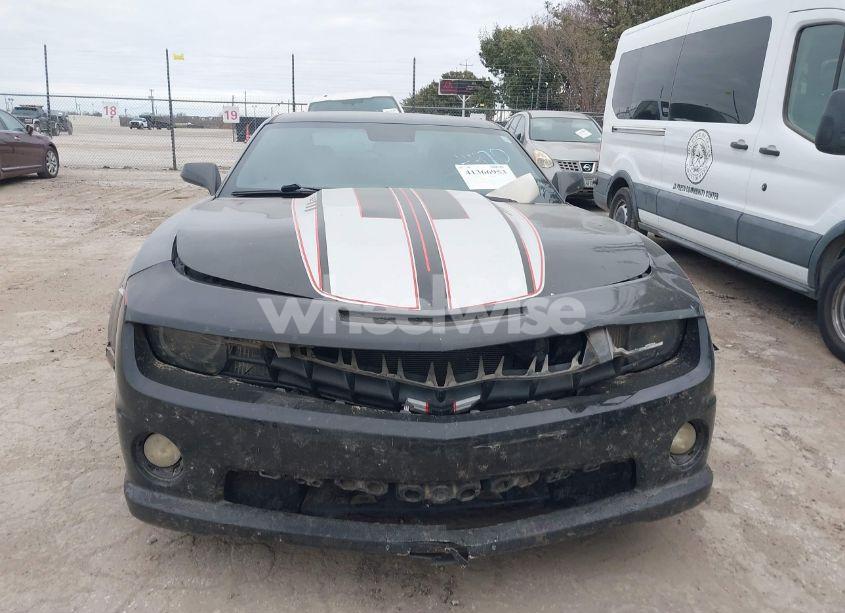 Photo 12 of 2010 Chevrolet Camaro 2SS (VIN 2G1FT1EWXA9139024)