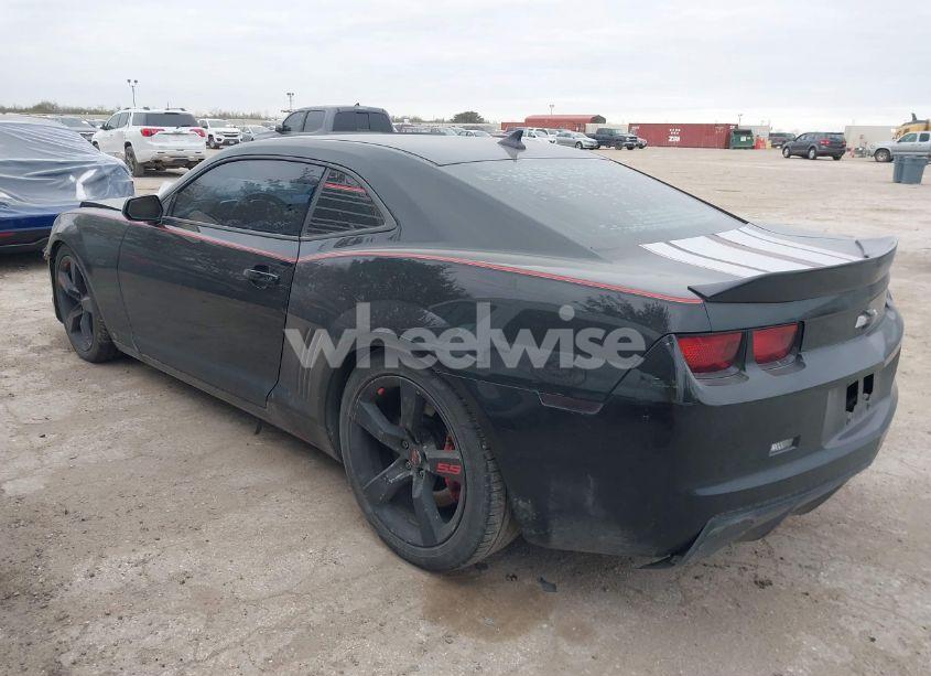 Photo 3 of 2010 Chevrolet Camaro 2SS (VIN 2G1FT1EWXA9139024)
