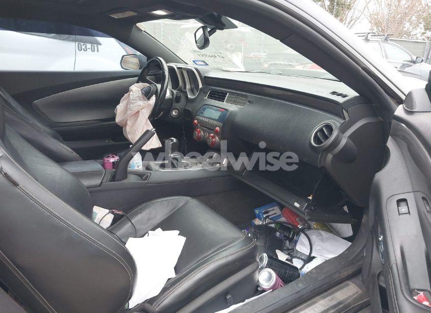 Photo 5 of 2010 Chevrolet Camaro 2SS (VIN 2G1FT1EWXA9139024)