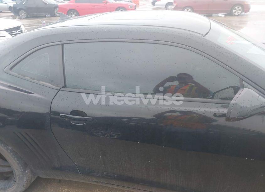 Photo 13 of 2011 Chevrolet Camaro 2SS (VIN 2G1FT1EWXB9175362)