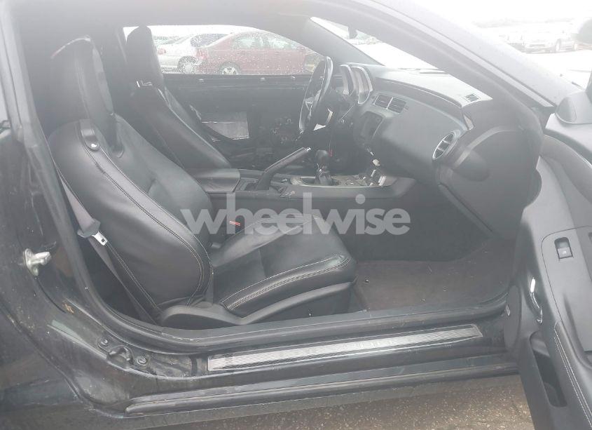 Photo 5 of 2011 Chevrolet Camaro 2SS (VIN 2G1FT1EWXB9175362)