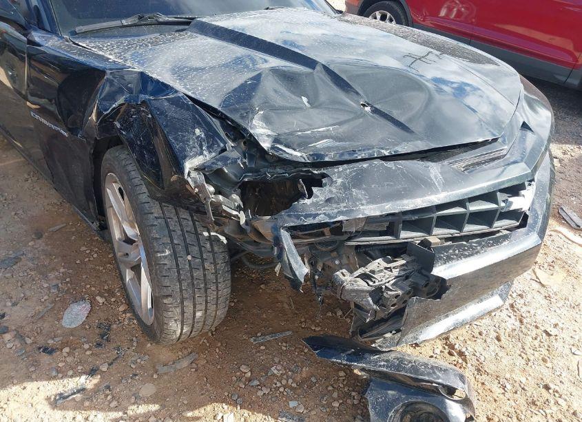 Photo 6 of 2013 Chevrolet Camaro 2SS (VIN 2G1FT1EWXD9145295)