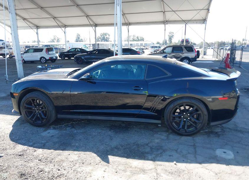 Photo 13 of 2013 Chevrolet Camaro ZL1 (VIN 2G1FZ1EP1D9803836)