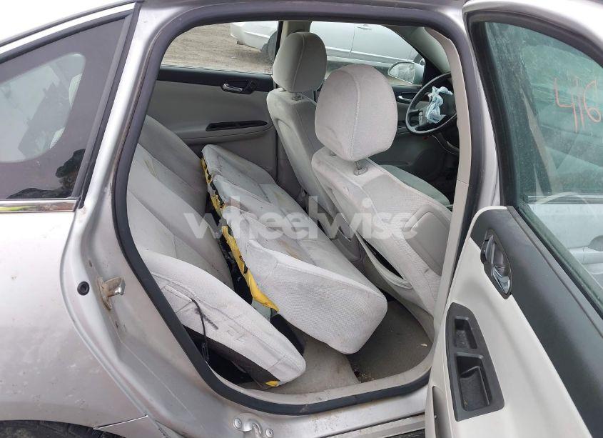 Photo 8 of 2014 Chevrolet Impala LIMITED LS (VIN 2G1WA5E32E1177158)