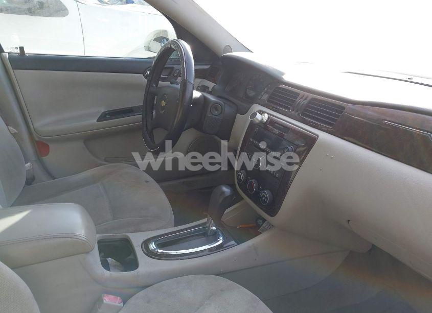 Photo 5 of 2014 Chevrolet Impala LIMITED LS (VIN 2G1WA5E34E1170390)