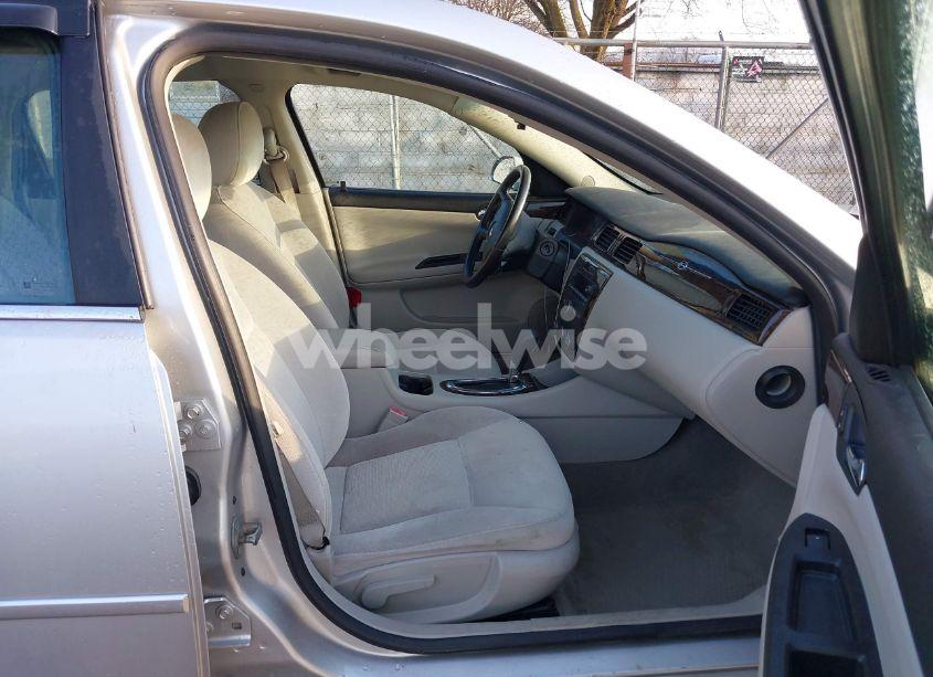 Photo 5 of 2013 Chevrolet Impala LS (VIN 2G1WA5E36D1154349)