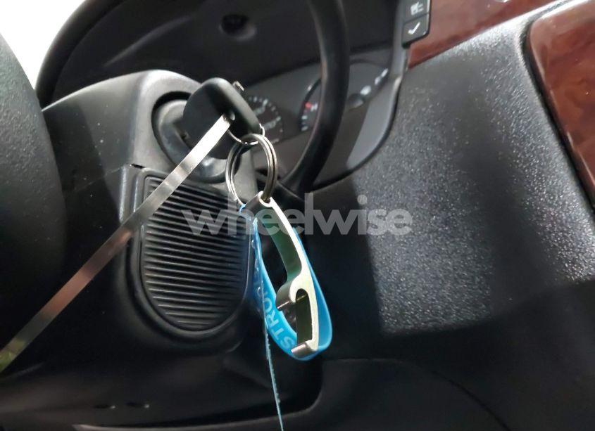 Photo 11 of 2010 Chevrolet Impala LS (VIN 2G1WA5EK0A1211566)