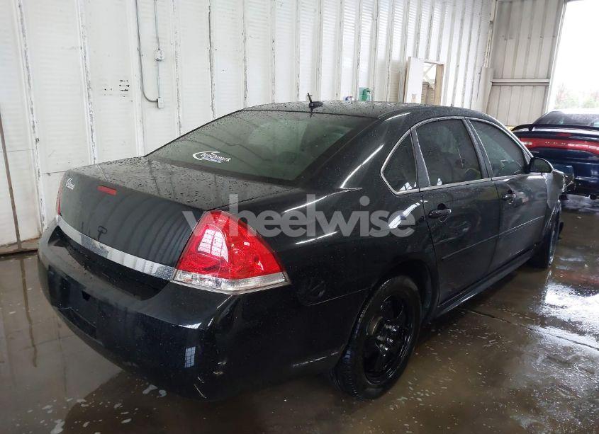 Photo 4 of 2010 Chevrolet Impala LS (VIN 2G1WA5EK0A1211566)