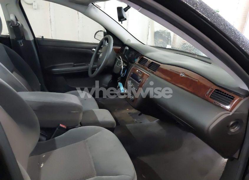 Photo 5 of 2010 Chevrolet Impala LS (VIN 2G1WA5EK0A1211566)