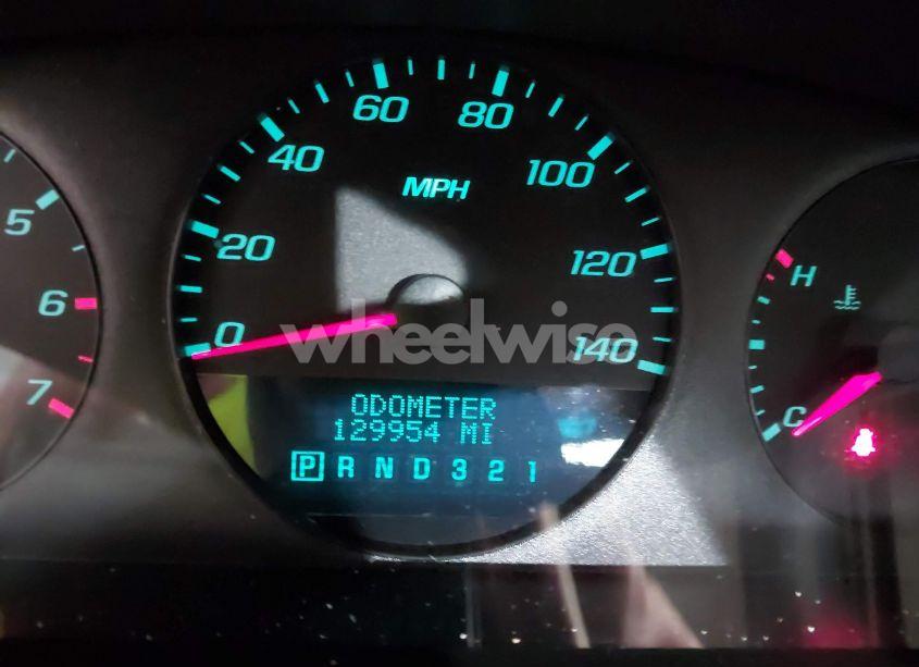 Photo 7 of 2010 Chevrolet Impala LS (VIN 2G1WA5EK0A1211566)