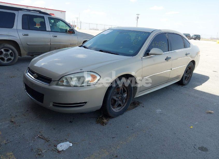 Photo 2 of 2010 Chevrolet Impala LS (VIN 2G1WA5EK1A1256192)