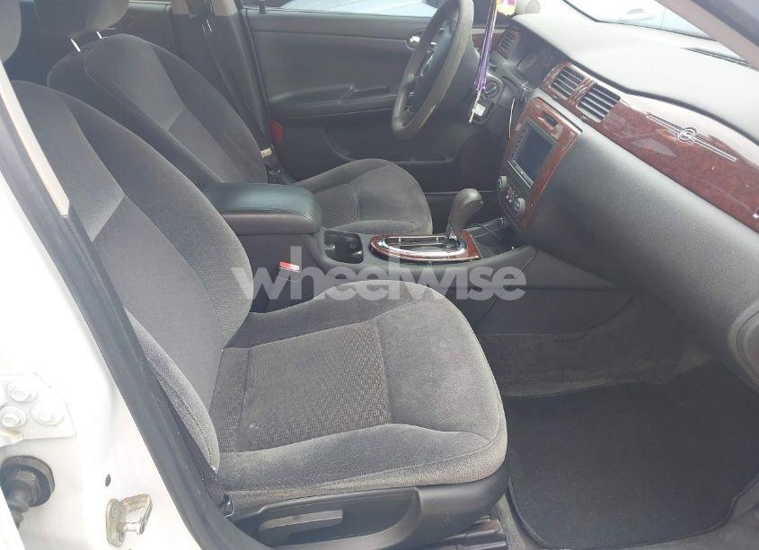 Photo 5 of 2010 Chevrolet Impala LS (VIN 2G1WA5EK1A1263949)