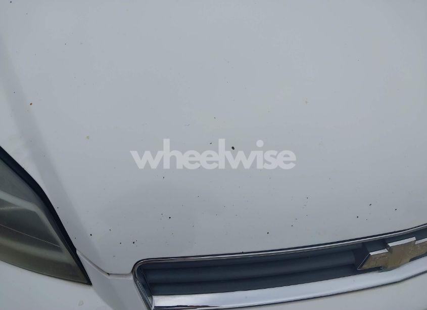 Photo 6 of 2010 Chevrolet Impala LS (VIN 2G1WA5EK1A1263949)