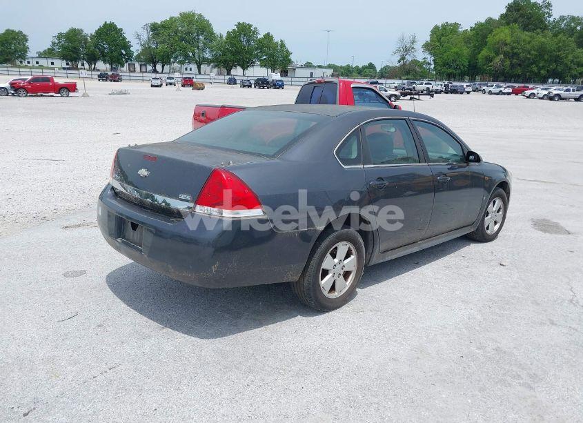 Photo 4 of 2010 Chevrolet Impala LS (VIN 2G1WA5EK2A1108052)