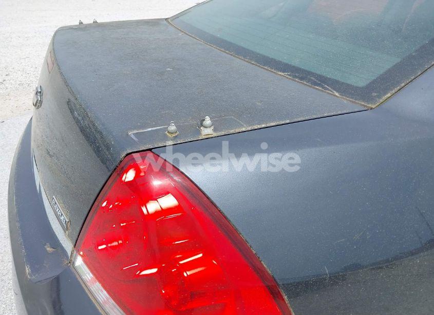 Photo 6 of 2010 Chevrolet Impala LS (VIN 2G1WA5EK2A1108052)