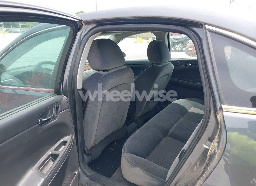 Photo 8 of 2010 Chevrolet Impala LS (VIN 2G1WA5EK2A1108052)