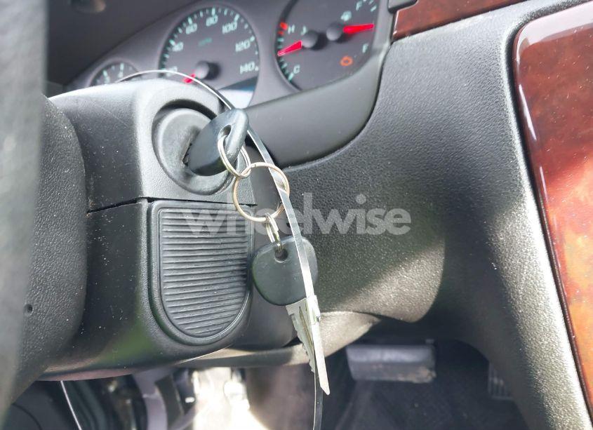 Photo 11 of 2010 Chevrolet Impala LS (VIN 2G1WA5EK3A1191216)