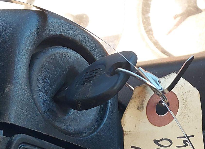 Photo 11 of 2010 Chevrolet Impala LS (VIN 2G1WA5EK4A1101880)