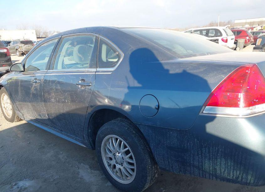 Photo 14 of 2010 Chevrolet Impala LS (VIN 2G1WA5EK4A1101880)