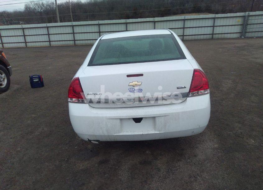 Photo 16 of 2010 Chevrolet Impala LS (VIN 2G1WA5EK4A1115956)