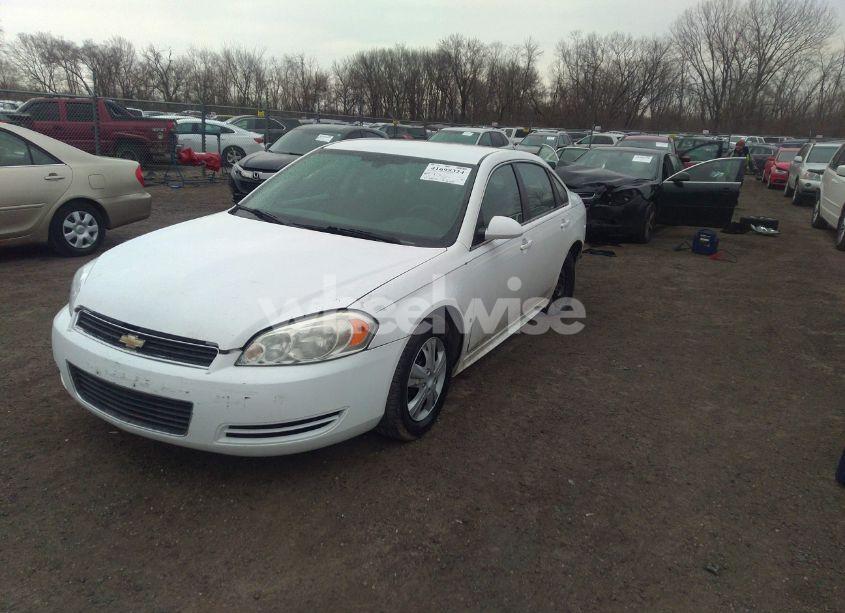 Photo 2 of 2010 Chevrolet Impala LS (VIN 2G1WA5EK4A1115956)
