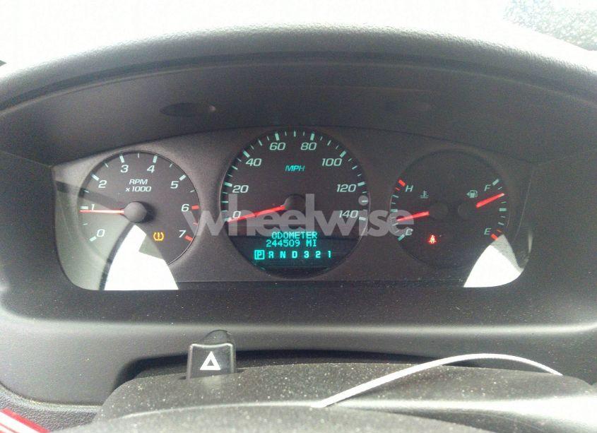 Photo 7 of 2010 Chevrolet Impala LS (VIN 2G1WA5EK4A1115956)