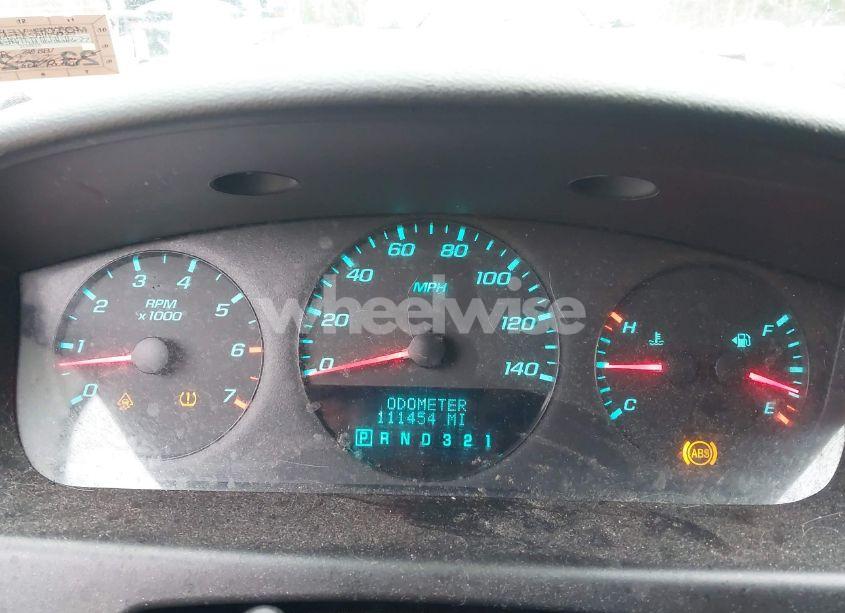 Photo 7 of 2010 Chevrolet Impala LS (VIN 2G1WA5EK5A1104027)