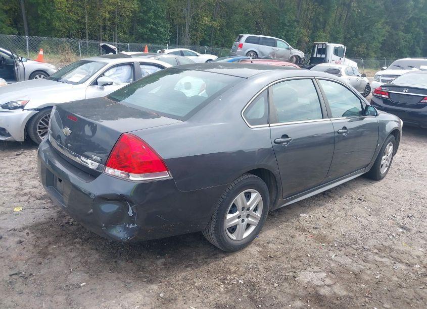 Photo 4 of 2010 Chevrolet Impala LS (VIN 2G1WA5EK5A1113147)