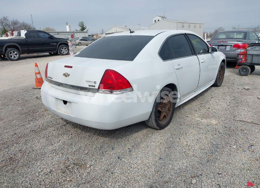 Photo 4 of 2011 Chevrolet Impala LS (VIN 2G1WA5EK5B1218689)