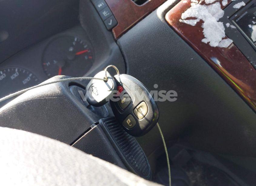 Photo 11 of 2010 Chevrolet Impala LS (VIN 2G1WA5EK6A1109284)